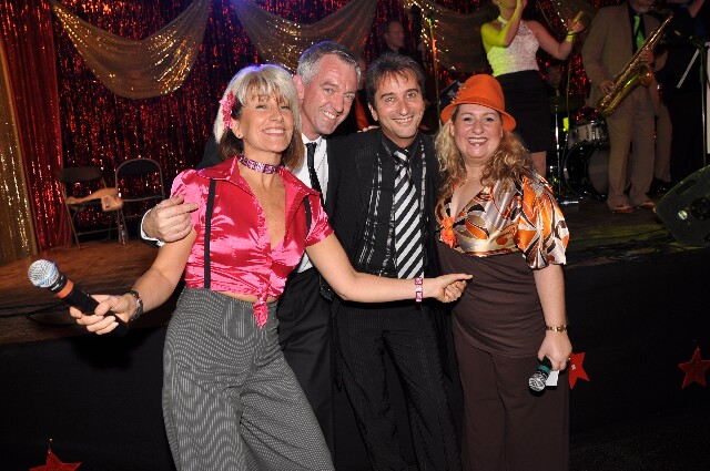 min 2008 11 08 fous swing 195